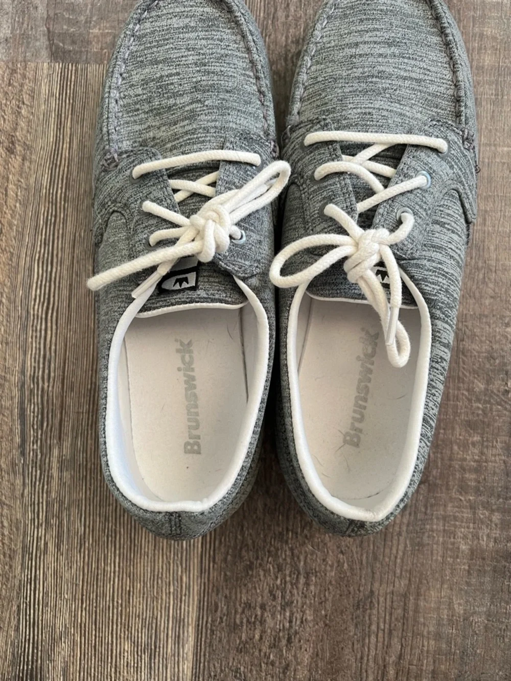 Brunswick Karma Women’s Knit Lace-Up Bowling Shoes in Gray and White - Picture 5 of 7